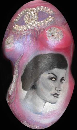 Bodypainting Coco Chanel Portrait